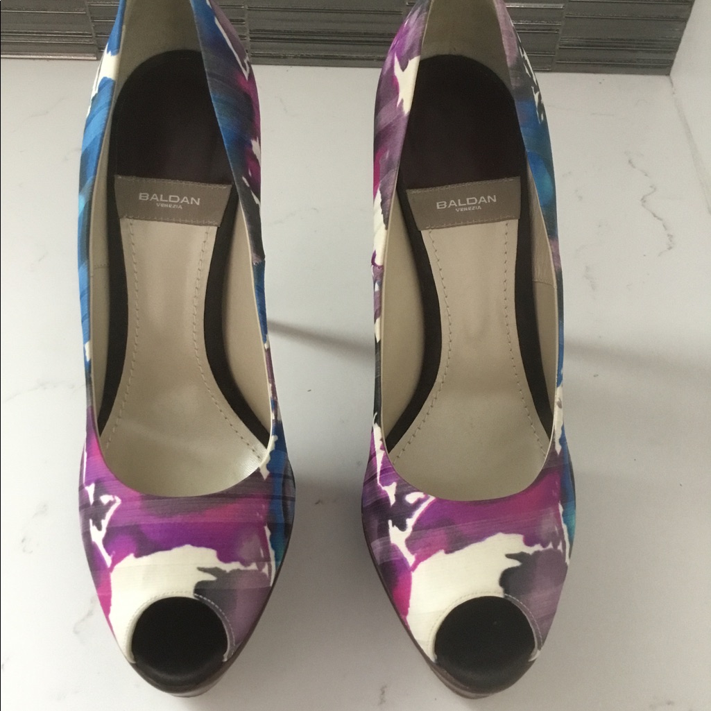 Baldan Multi-Color Peep Toe Platform Heels - Eu39